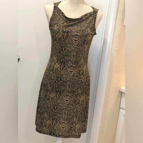 Snakeprint Dress - Picture 2 of 8